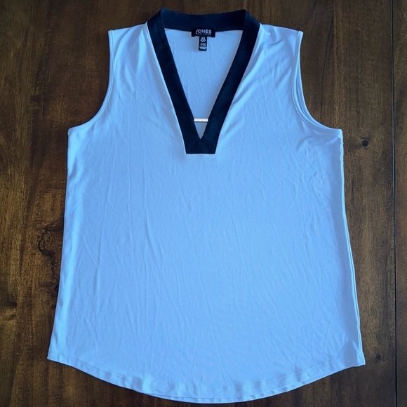 Jones New York Blue V Neck Sleeveless Tank Navy Accents Layering Career Medium - Picture 1 of 7